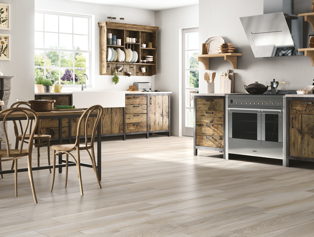 Wood-look stoneware floors for a shabby-chic kitchen, Blustyle Barrique collection